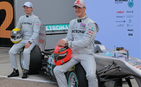 Mercedes pedstavuje formuli pro 2011.