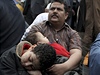 Egyptská rodina odpoívá na námstí Tahrír