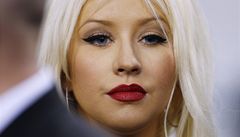 Christina Aguilera p�i Super Bowlu.