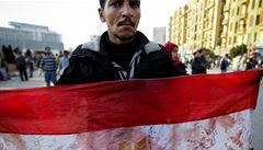 Noční boje v Káhiře: střelba, pět mrtvých a stovky zraněných