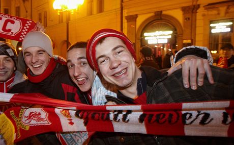 Fanouci Liverpoolu v Praze.