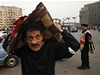 Zbytek protestujících na námstí Tahrír.