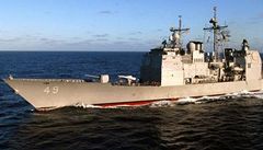 Egypt dovolí íránským válečným lodím proplout Suezem