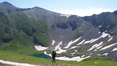 Zpadn Kavkaz: Pik Pijonr, jezero Kjafar a pohostinn obyvatel