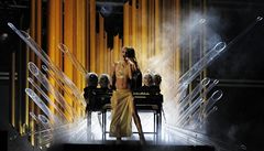 Vystoupení Lady Gaga p�i p�edávání cen Grammy