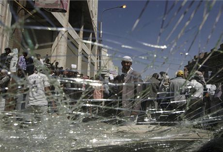 Protivládní demonstrace ve mst Saná, Jemen