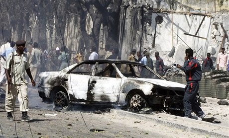Sebevraedný atentátník se odpálil v Mogadiu