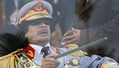 Gates? Omyl, nejbohatším mužem světa je Kaddáfí