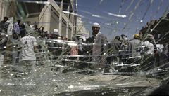 V Jemenu postleli 41 demonstrant. Zem je ve vjimenm stavu
