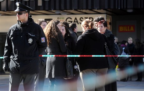Police kvli nahláení bomby evakuovala magistrát v Ostrav - ilustraní foto.