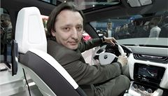 éfdesignér automobilky koda Auto Jozef Kaba v kabin konceptu koda Vision D