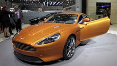 Indick automobilka a italsk fond bojuj o Aston Martin