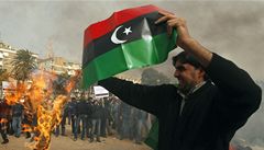 Budou Kaddfho soudit za zloiny proti lidskosti? Soud sbr dkazy