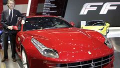 Ferrari v Ženevě odhalilo model FF, první model s pohonem čtyř kol