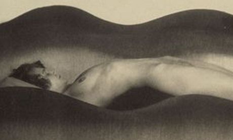 Vlna, slavná fotografie Frantika Drtikola, zmizela z UPM