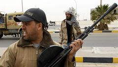 Povstalci ve m�st� Ajd�abíja