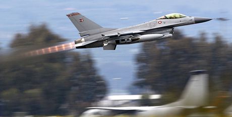 Stíhaka F-16 (ilustraní foto)