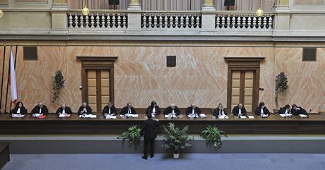 Senát Ústavního soudu jednal v úterý 29. bezna o legitimnosti voleb v Praze.