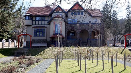Jurkoviova vila, pohled na zahradu