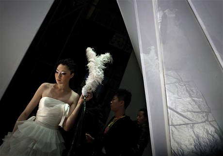 Dorian Ho : modelky předvádějí modely na týdnu módy v Pekingu.