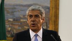 Portugalsk premir rezignoval, parlament neschvlil spory