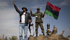 Velen nad operacemi v Libyi pevezme NATO