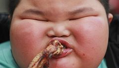 Čínský otesánek: ve čtyřech letech váží 62 kilo