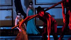 Farma v jeskyni - Divadlo