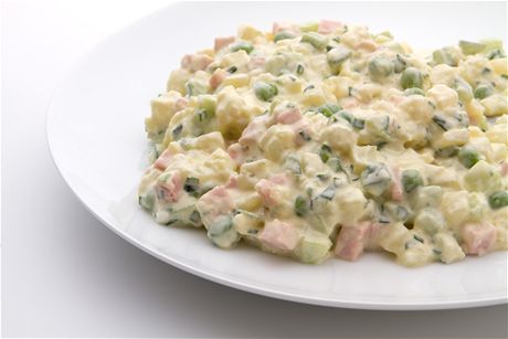 Jak dlouho vydrží bramborový salát po Vánocích? Čas není jediné kritérium