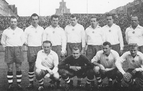 Fotbalová Slavia - Podzim 1955.