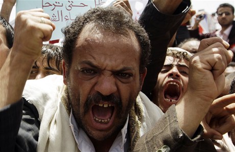 Ženy v Jemenu oslavovaly Nobelovu cenu, útočníci jich 40 zranili