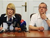 Kristýna Koí a Jaroslav kárka po vtrtením krátkém jednání VV ve snmovn