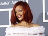 Grammy 2001: Rihanna v atech Jeana Pauls Gaultiera