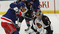 Nepr�st�elný Pavelec v akci.