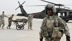 Základnu v Afghánistánu zasypaly kroupy. Vyřadily z provozu i vrtulníky