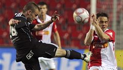 Slavia remizovala s Hradcem a na jae zstv neporaena