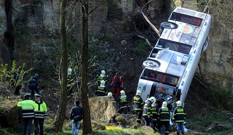 Nehoda autobusu u obchodního centra Globus v Praze na Zliín