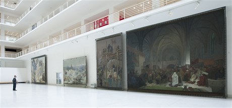 Ve Veletrním paláci v Praze mají lidé monost vidt pt pláten Muchovy Slovanské epopeje.