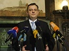 Premiér Petr Neas (ODS) po jednání v Kramáov vile. 