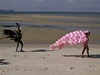 Praské Quadriennale - Pat Oleszko: Betty Boob on the Beach