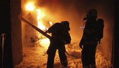 Dobrovolný hasič založil 22 požárů