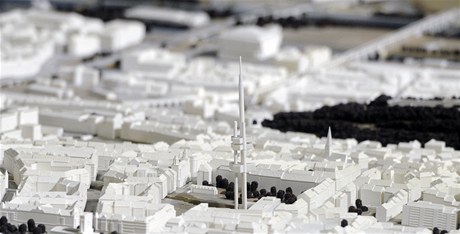 Žižkovská televizní věž na interaktivním modelu Prahy