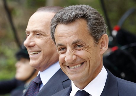 italský premiér Silvio Berlusconi a francouzský prezident Nicolas Sarkozy se setklai v ím. 