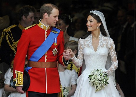 Princ William a jeho ena Kate budou po svatb pouvat titul vvody z Cambridge