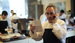 Ferrán Adriá pipraví menu naposledy v ervenci, pak restaurace zave.