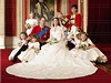 Oficiln svatebn fotografie vvodkyn a vvody z Cambridge s druikami a paty z Buckinghamskho palce