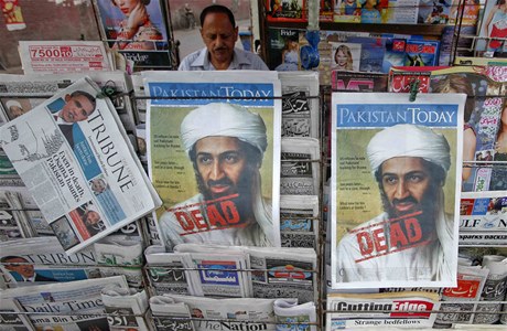 Usáma bin Ládin je mrtvý. Zpráva zaplnila titulní strany svtových deník.