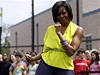 Michelle Obamová se v rámci své kampan pipojila ke studentm a zatanila si na píse Beyoncé.