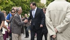 Petra Ne�ase vítali nad�en� p�edev�ím star�í lidé.