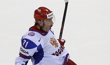 ILJA KOVALUK, RUSKO. Ryzí kanonýr. V KHL dobyl Gagarinv pohár, zvauje návrat...